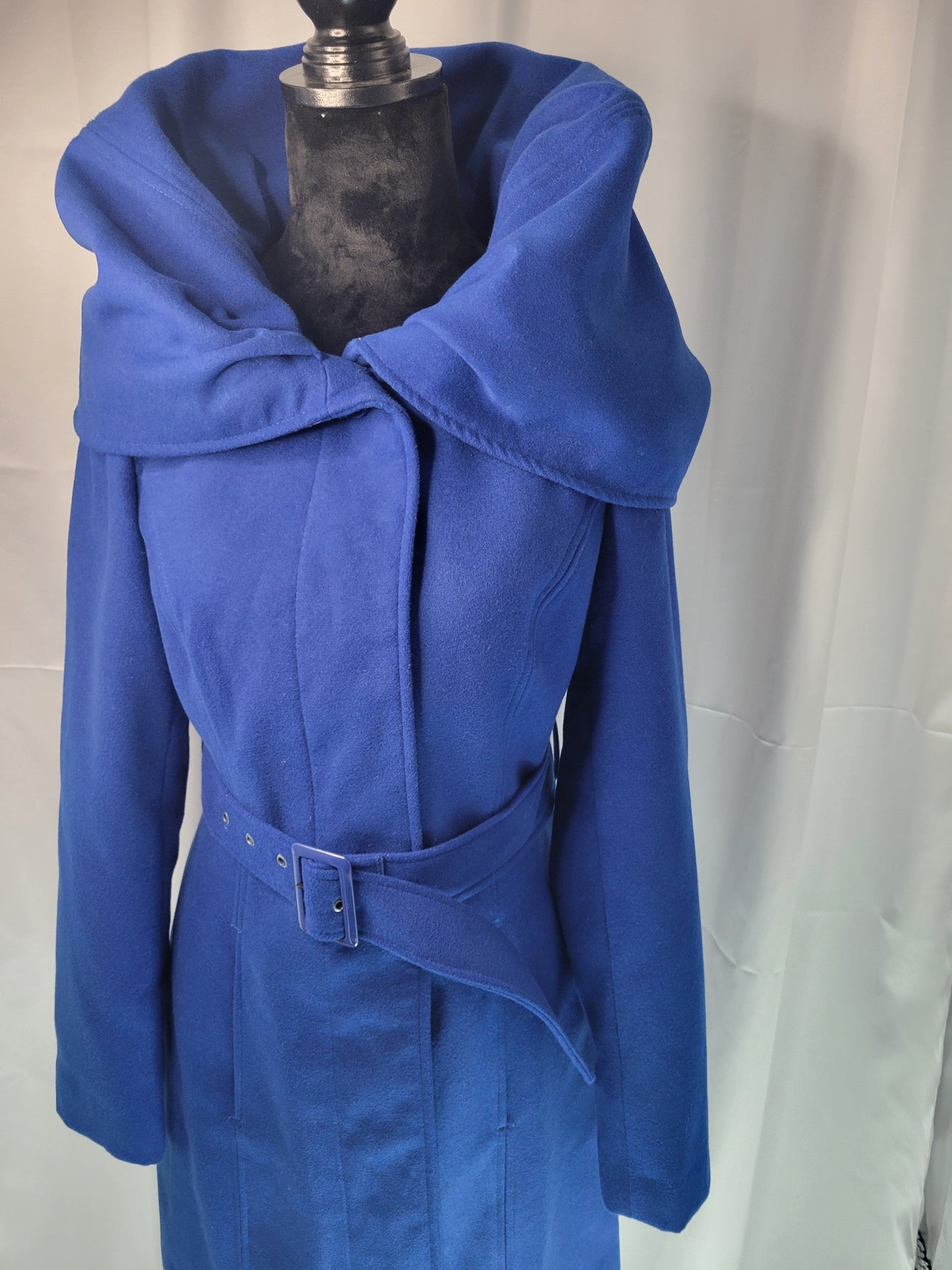 Royal Blue Belted Coat with Dramatic Collar – New York & Company - Small