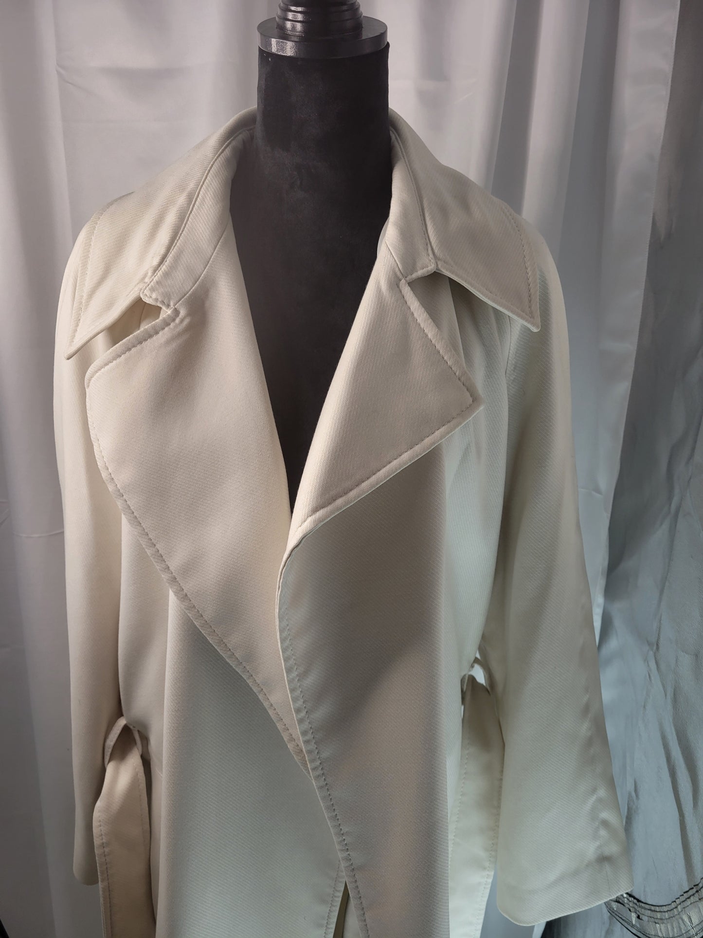 H & M Winter White Belted Trench Overcoat - New Condition - Size XL