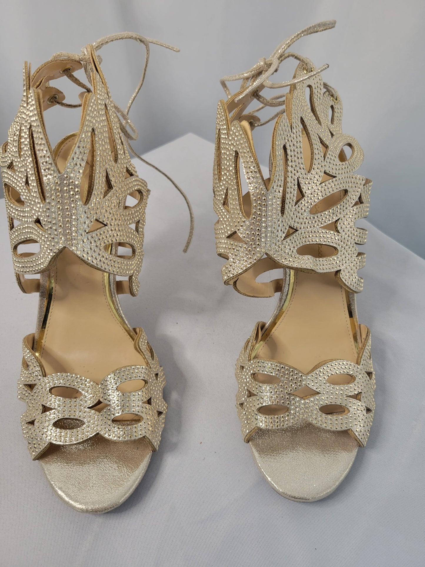 Jessica Simpson Metallic Gold Winged-Backed Sandals - Gently worn- Size 8