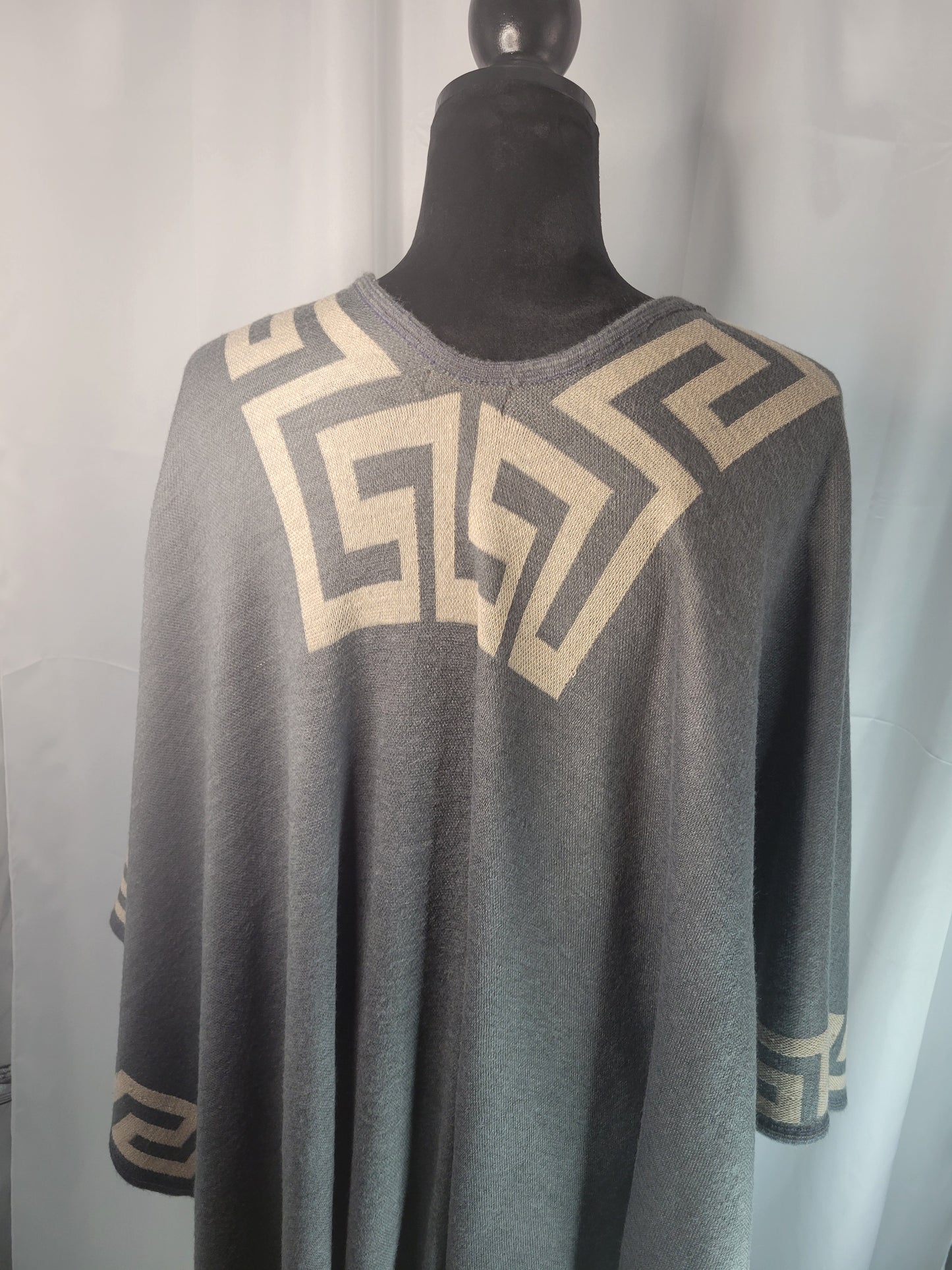 Evelyn K of New York Geometric Knit Wrap – Gray & Taupe- One Size