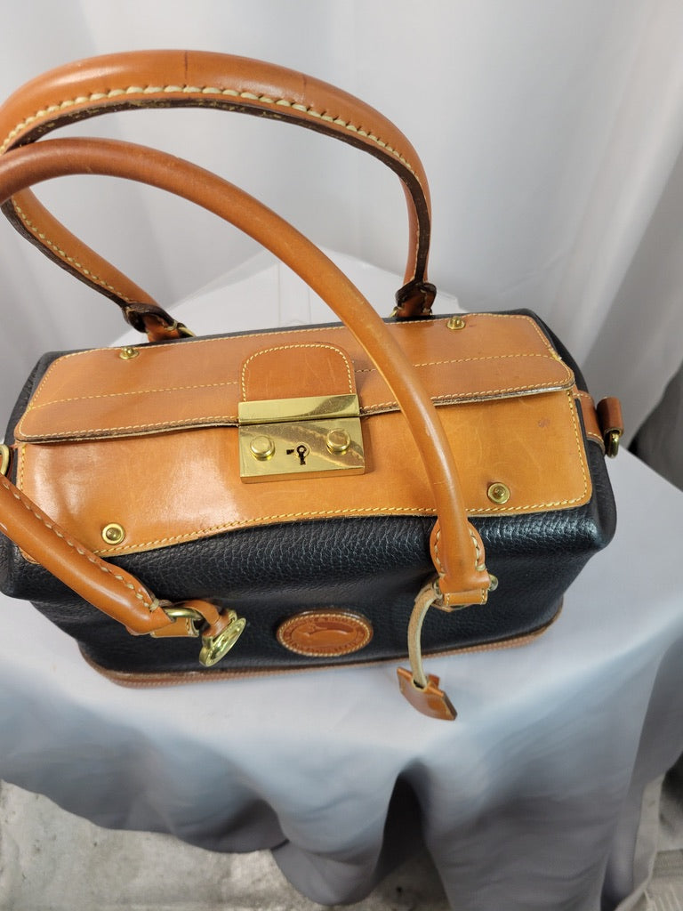 Vintage Dooney & Bourke All-Weather Leather Doctor Satchel – Black & Tan