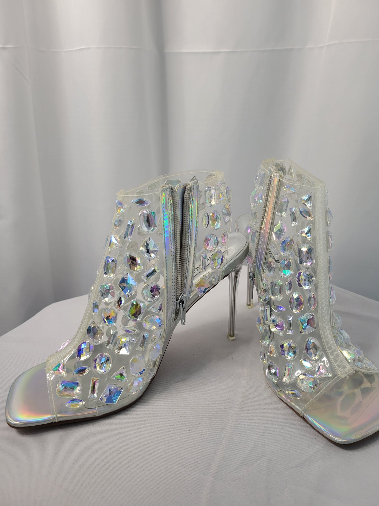 Steve Madden Iridescent Crystal Mesh Heels- Never worn- Size 8.5