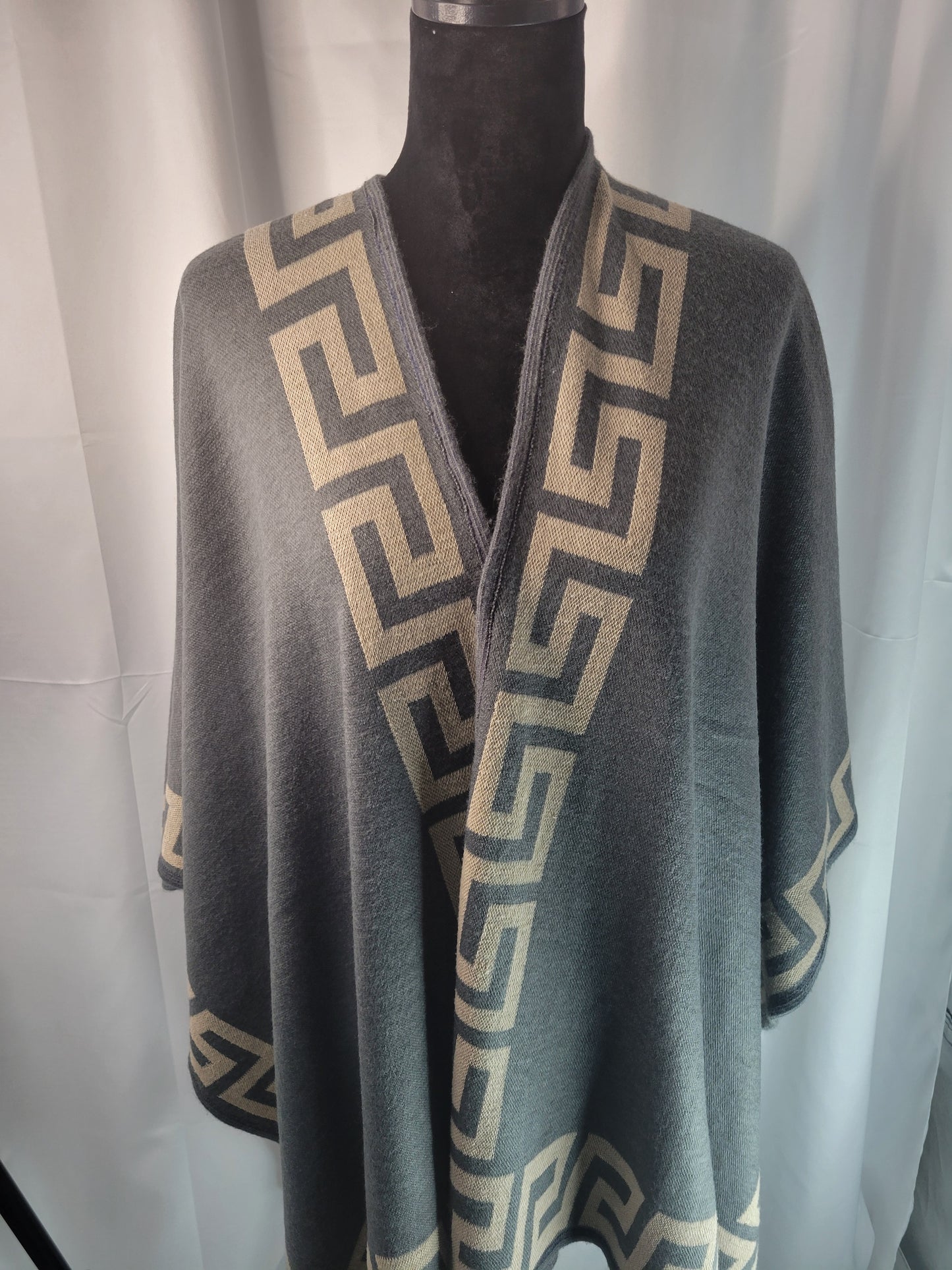 Evelyn K of New York Geometric Knit Wrap – Gray & Taupe- One Size
